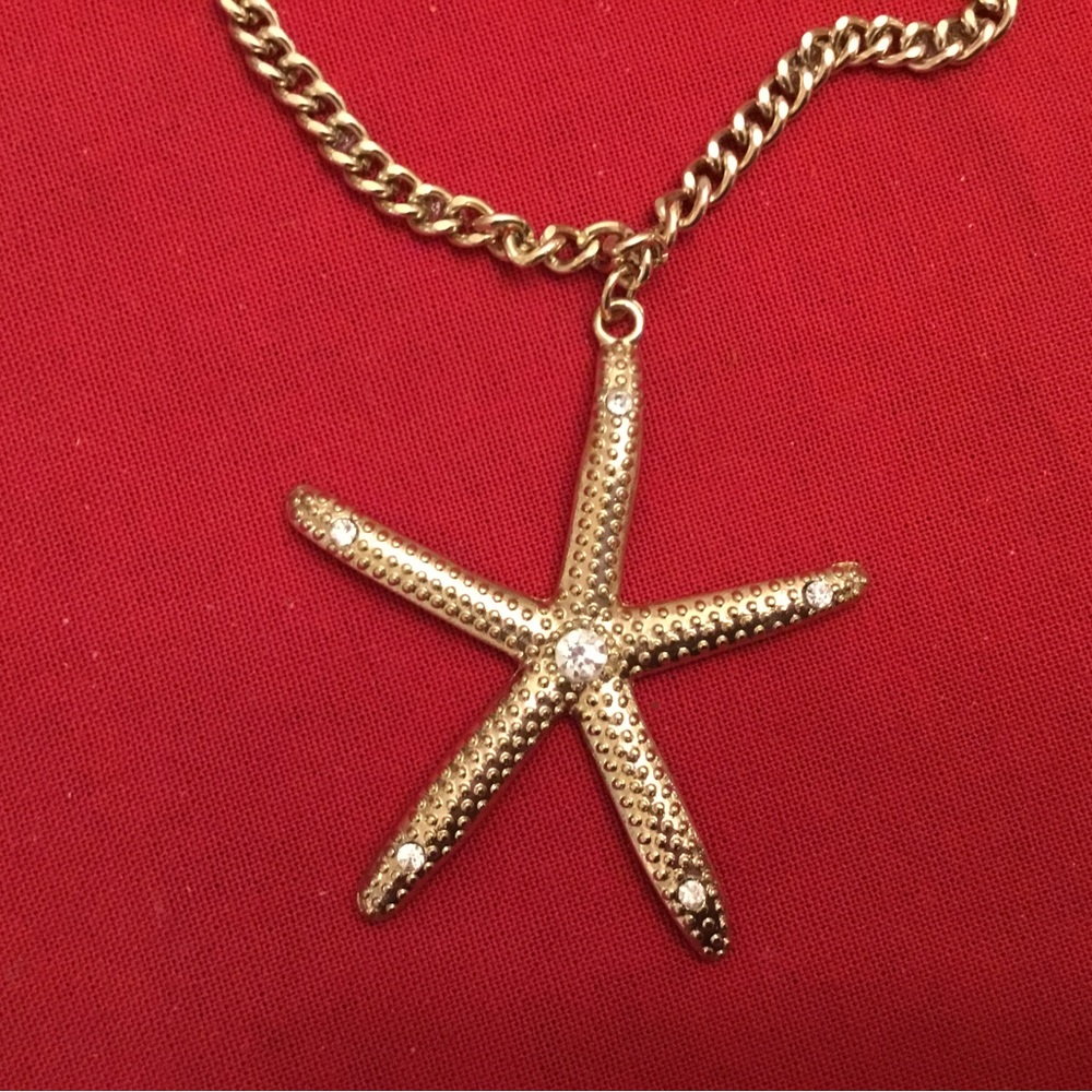 Vintage Starfish Necklace gold tone 22”